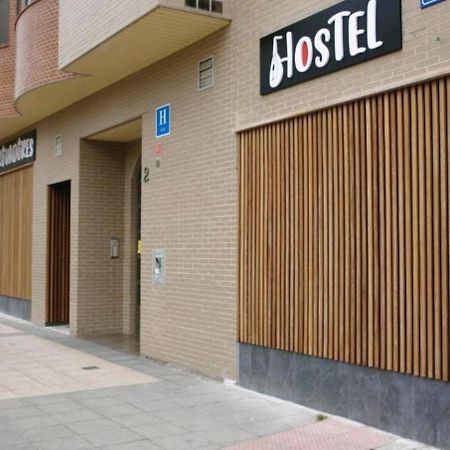 Hostel Trovadores Бургос Екстер'єр фото
