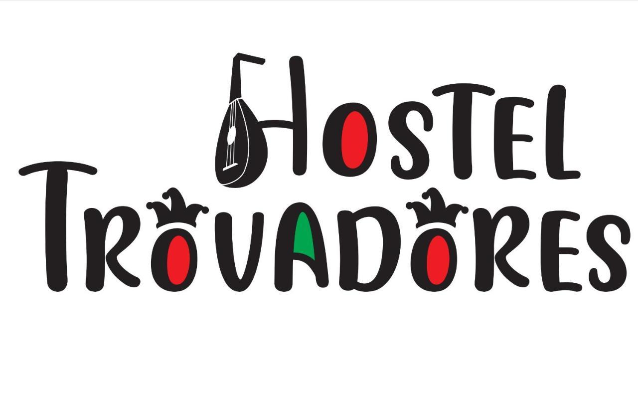 Hostel Trovadores Бургос Екстер'єр фото