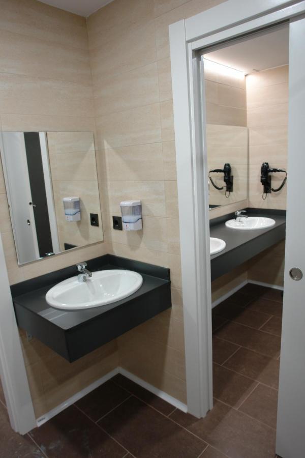 Hostel Trovadores Бургос Екстер'єр фото