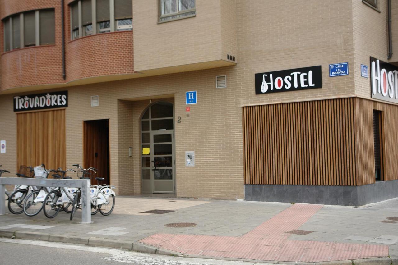 Hostel Trovadores Бургос Екстер'єр фото